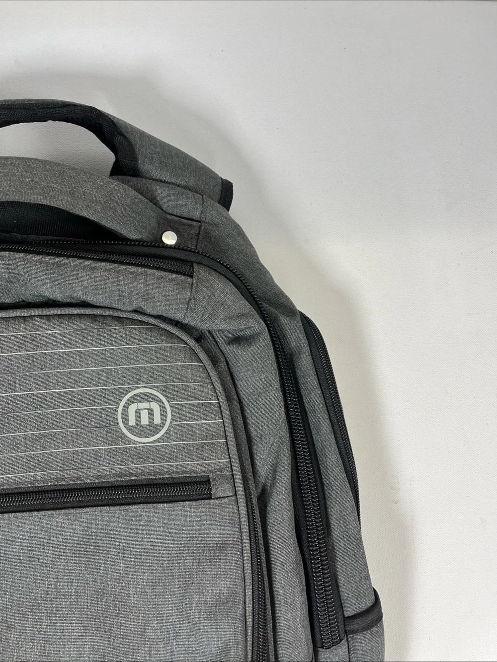 Travis Mathew 22L Approach Backpack 15